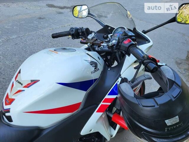 Хонда CBR 250R, об'ємом двигуна 0 л та пробігом 12 тис. км за 3350 $, фото 3 на Automoto.ua