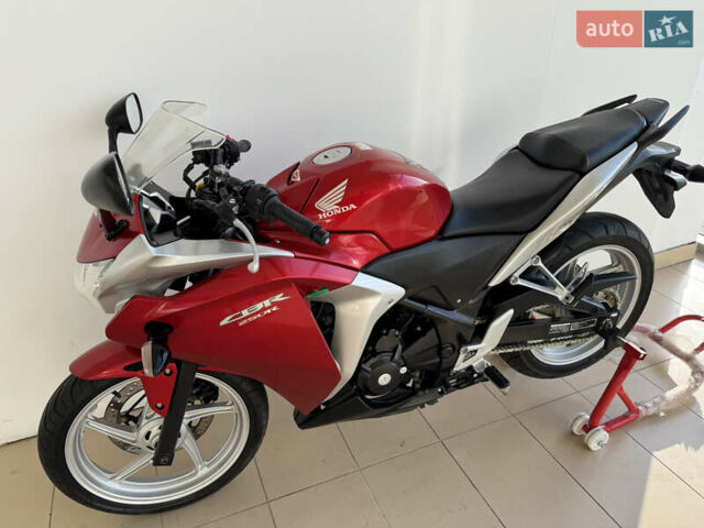 Хонда CBR 250R, объемом двигателя 0.25 л и пробегом 21 тыс. км за 2700 $, фото 9 на Automoto.ua