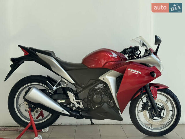 Хонда CBR 250R, объемом двигателя 0.25 л и пробегом 21 тыс. км за 2700 $, фото 1 на Automoto.ua
