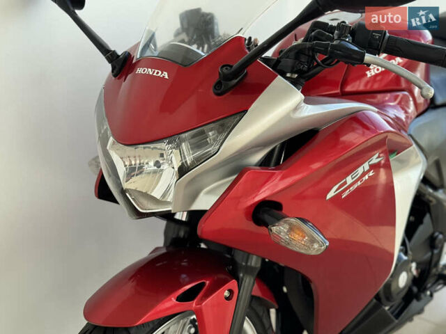 Хонда CBR 250R, объемом двигателя 0.25 л и пробегом 21 тыс. км за 2700 $, фото 28 на Automoto.ua