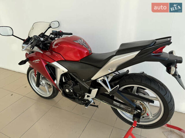 Хонда CBR 250R, объемом двигателя 0.25 л и пробегом 21 тыс. км за 2700 $, фото 11 на Automoto.ua