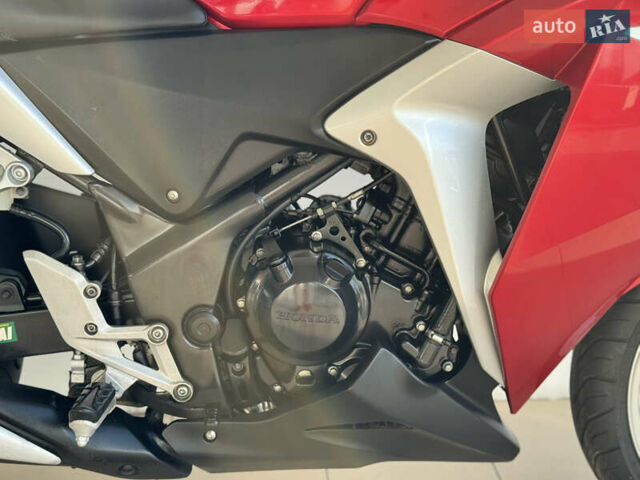 Хонда CBR 250R, объемом двигателя 0.25 л и пробегом 21 тыс. км за 2700 $, фото 18 на Automoto.ua