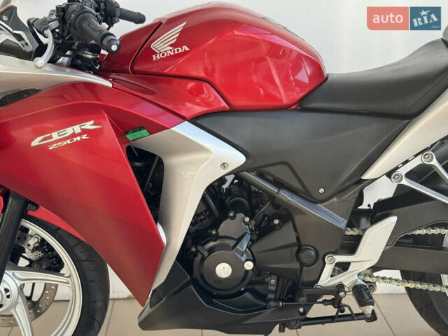 Хонда CBR 250R, объемом двигателя 0.25 л и пробегом 21 тыс. км за 2700 $, фото 29 на Automoto.ua