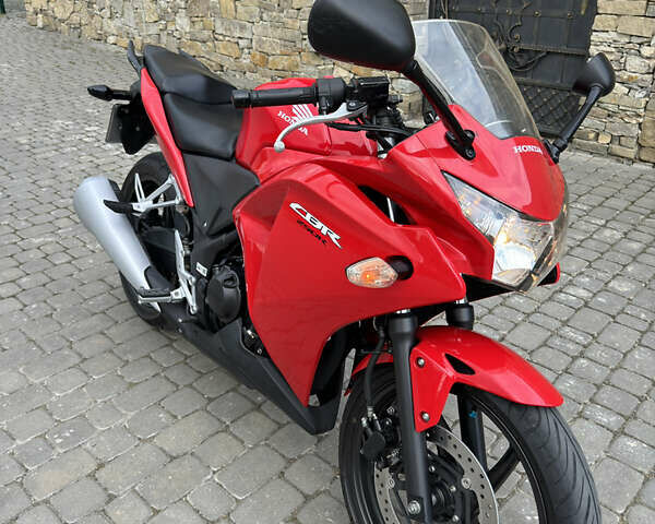 Хонда CBR 250R, об'ємом двигуна 0 л та пробігом 16 тис. км за 3900 $, фото 1 на Automoto.ua