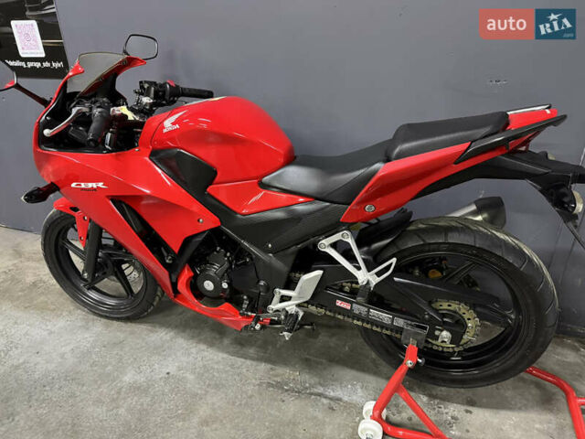 Хонда CBR 250R, объемом двигателя 0.25 л и пробегом 30 тыс. км за 3500 $, фото 5 на Automoto.ua