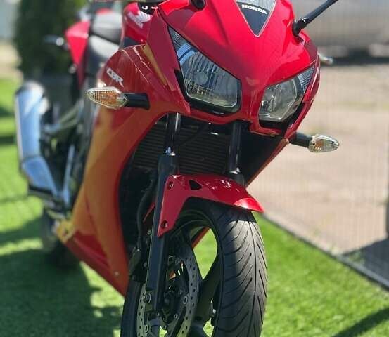 Хонда CBR 250R, объемом двигателя 0 л и пробегом 47 тыс. км за 3750 $, фото 2 на Automoto.ua