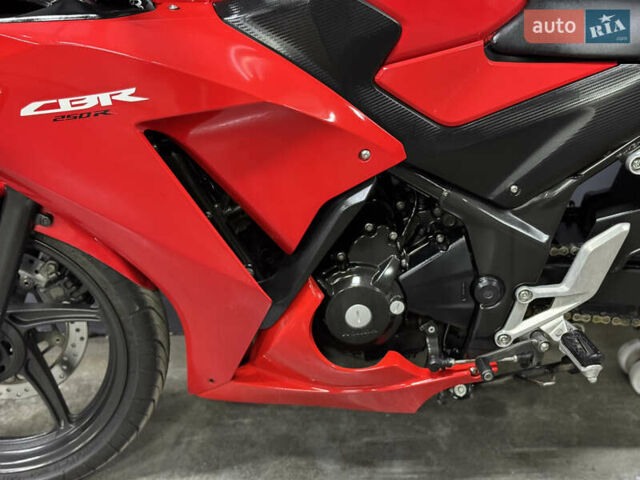 Хонда CBR 250R, объемом двигателя 0.25 л и пробегом 30 тыс. км за 3500 $, фото 15 на Automoto.ua