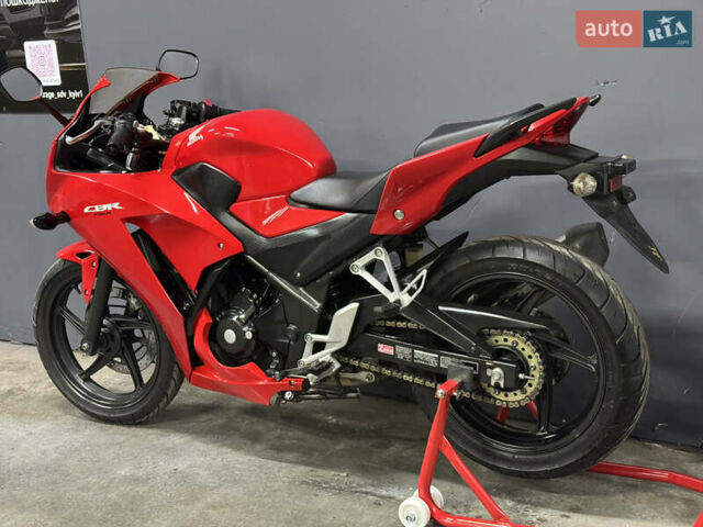 Хонда CBR 250R, объемом двигателя 0.25 л и пробегом 30 тыс. км за 3500 $, фото 2 на Automoto.ua