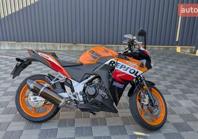 Помаранчевий Хонда CBR 250R, об'ємом двигуна 0.25 л та пробігом 19 тис. км за 3200 $, фото 11 на Automoto.ua