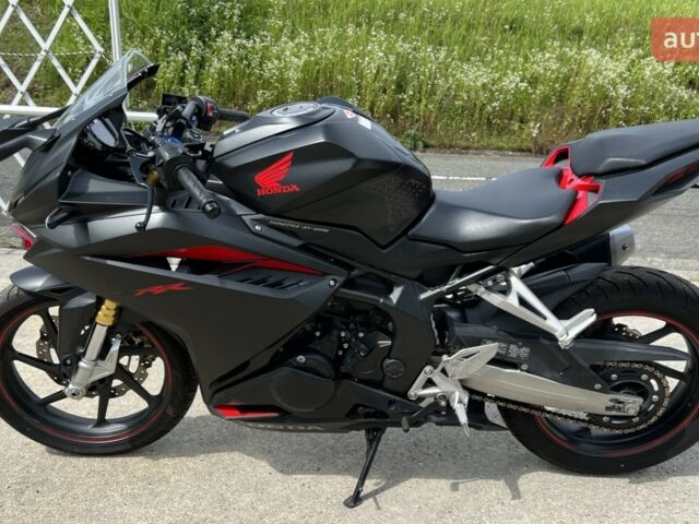 купить новое авто Хонда CBR 250RR 2019 года от официального дилера Иван Васильевич Олейник Хонда фото