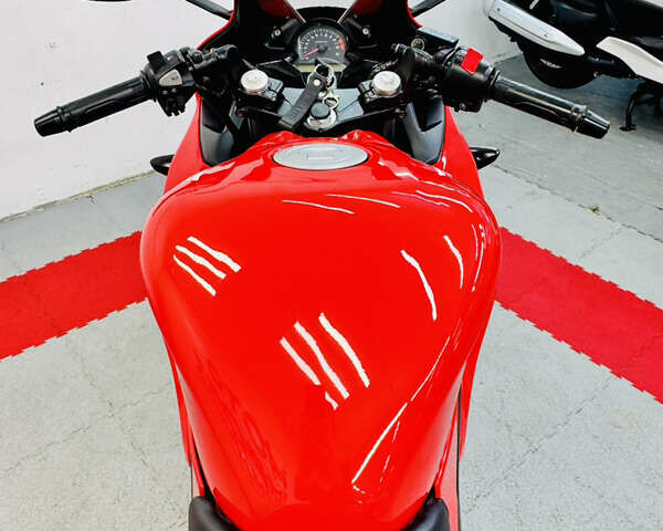 Красный Хонда CBR 300R, объемом двигателя 0.3 л и пробегом 10 тыс. км за 3300 $, фото 23 на Automoto.ua