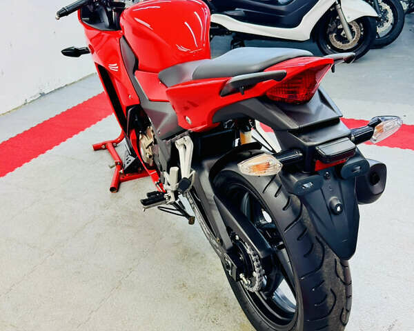 Красный Хонда CBR 300R, объемом двигателя 0.3 л и пробегом 10 тыс. км за 3300 $, фото 7 на Automoto.ua