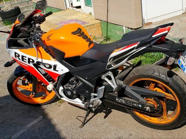 Хонда CBR 300R, об'ємом двигуна 0.3 л та пробігом 14 тис. км за 3200 $, фото 1 на Automoto.ua