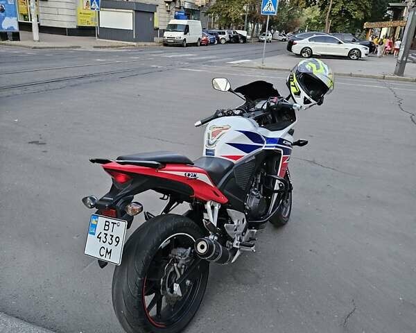Белый Хонда CBR 400R, объемом двигателя 0.4 л и пробегом 56 тыс. км за 3900 $, фото 2 на Automoto.ua