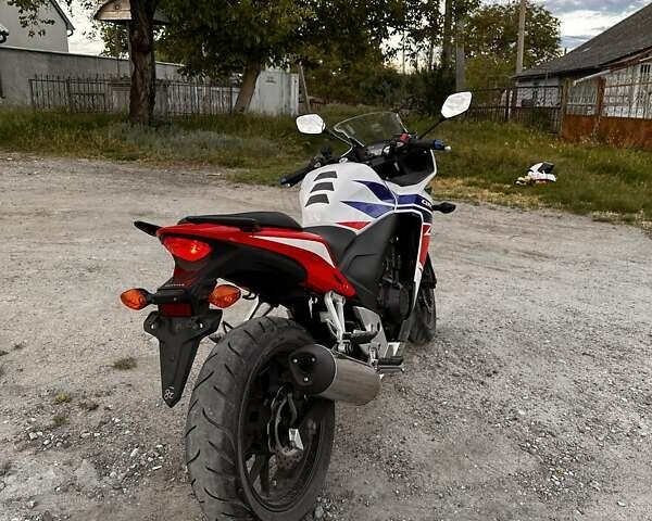 Белый Хонда CBR 400R, объемом двигателя 0 л и пробегом 27 тыс. км за 4500 $, фото 5 на Automoto.ua