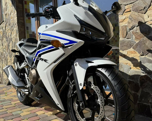 Білий Хонда CBR 400R, об'ємом двигуна 0.4 л та пробігом 31 тис. км за 5500 $, фото 5 на Automoto.ua
