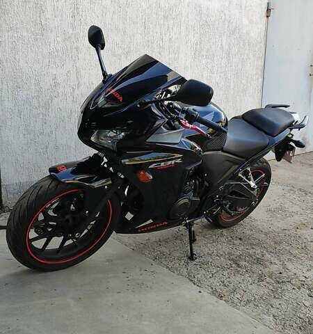 Черный Хонда CBR 400R, объемом двигателя 0 л и пробегом 12 тыс. км за 4700 $, фото 16 на Automoto.ua