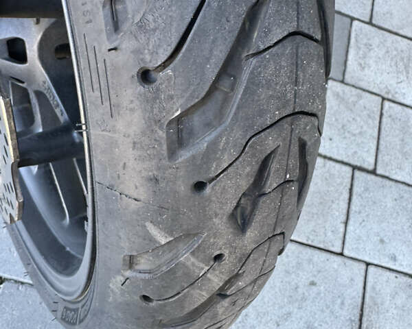 Черный Хонда CBR 400R, объемом двигателя 0.4 л и пробегом 39 тыс. км за 5000 $, фото 15 на Automoto.ua