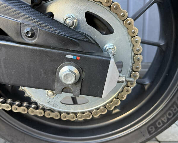 Черный Хонда CBR 400R, объемом двигателя 0.4 л и пробегом 39 тыс. км за 5000 $, фото 11 на Automoto.ua