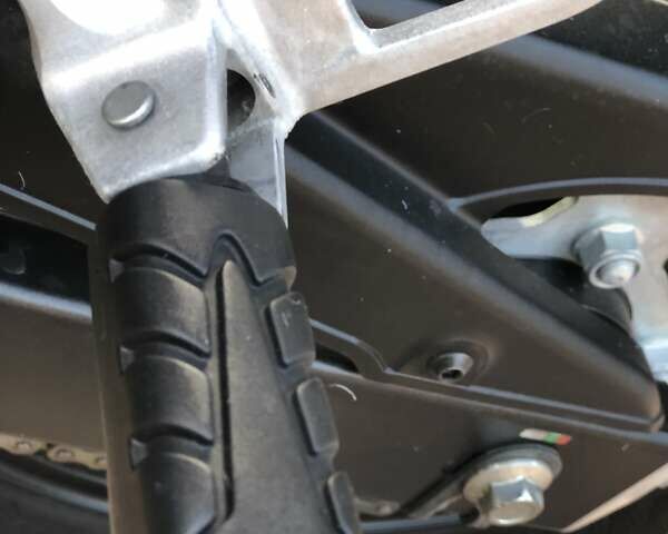 Красный Хонда CBR 400R, объемом двигателя 0 л и пробегом 25 тыс. км за 3950 $, фото 9 на Automoto.ua