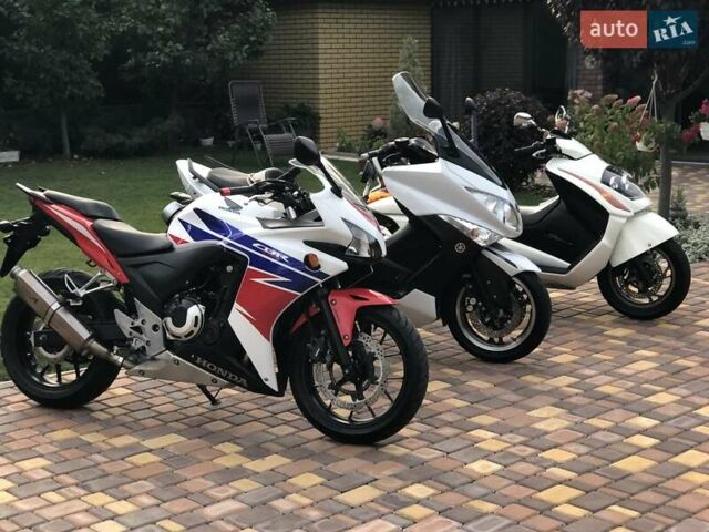 Красный Хонда CBR 400R, объемом двигателя 0 л и пробегом 25 тыс. км за 3950 $, фото 1 на Automoto.ua