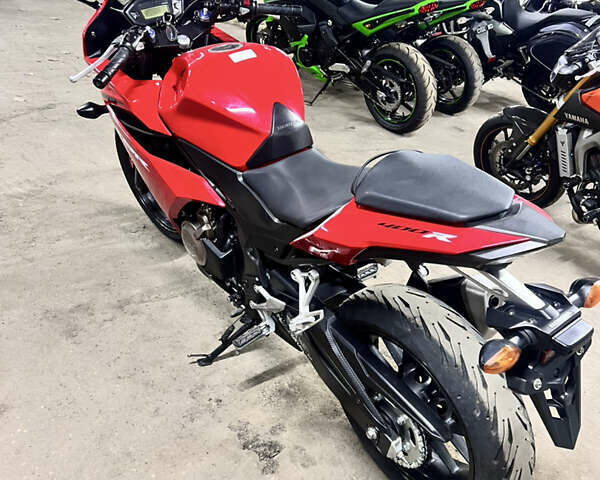 Красный Хонда CBR 400R, объемом двигателя 0.4 л и пробегом 22 тыс. км за 4700 $, фото 3 на Automoto.ua