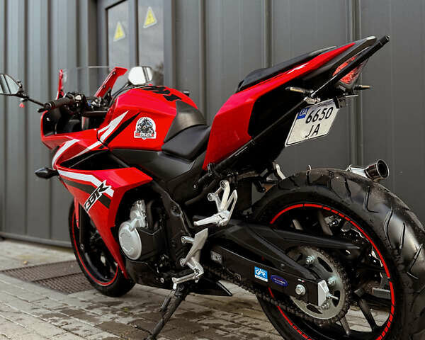 Красный Хонда CBR 400R, объемом двигателя 0.4 л и пробегом 7 тыс. км за 5300 $, фото 5 на Automoto.ua