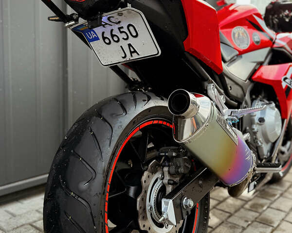 Красный Хонда CBR 400R, объемом двигателя 0.4 л и пробегом 7 тыс. км за 5300 $, фото 11 на Automoto.ua