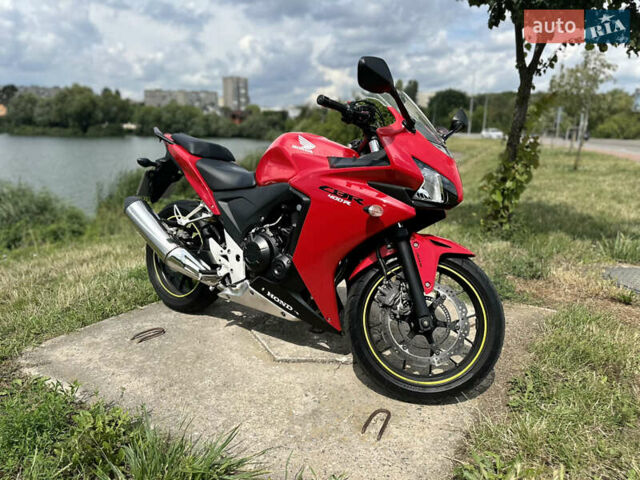 Красный Хонда CBR 400R, объемом двигателя 0.4 л и пробегом 30 тыс. км за 4500 $, фото 1 на Automoto.ua