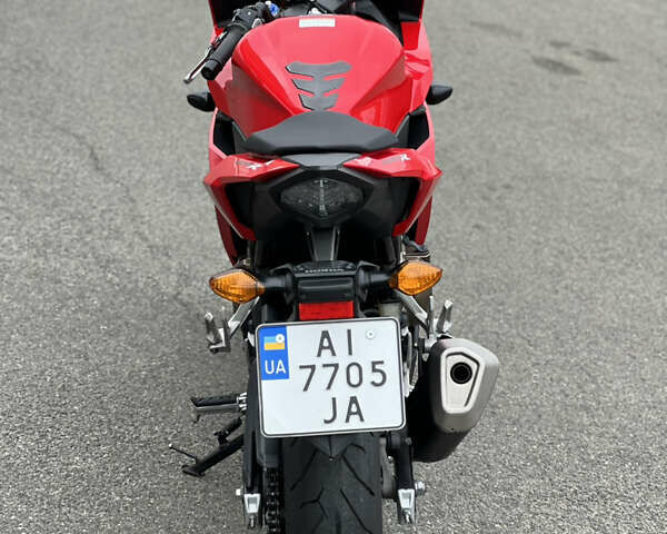 Красный Хонда CBR 400R, объемом двигателя 0.4 л и пробегом 29 тыс. км за 4900 $, фото 8 на Automoto.ua