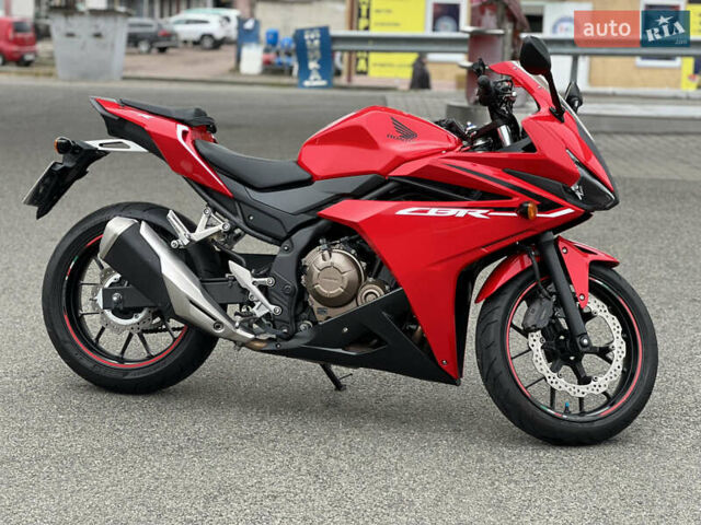 Красный Хонда CBR 400R, объемом двигателя 0.4 л и пробегом 29 тыс. км за 4900 $, фото 10 на Automoto.ua
