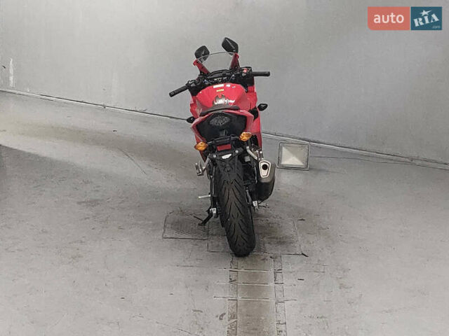 Красный Хонда CBR 400R, объемом двигателя 0.4 л и пробегом 16 тыс. км за 5100 $, фото 3 на Automoto.ua