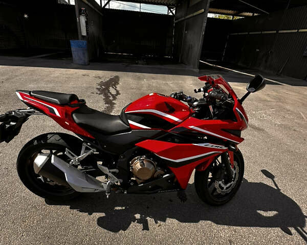 Красный Хонда CBR 400R, объемом двигателя 0 л и пробегом 27 тыс. км за 6200 $, фото 2 на Automoto.ua