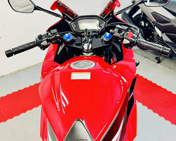 Червоний Хонда CBR 400R, об'ємом двигуна 0.4 л та пробігом 18 тис. км за 5000 $, фото 17 на Automoto.ua