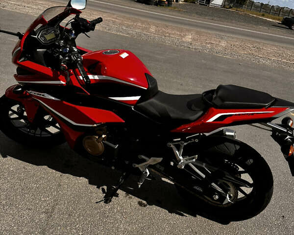 Красный Хонда CBR 400R, объемом двигателя 0 л и пробегом 27 тыс. км за 6200 $, фото 4 на Automoto.ua