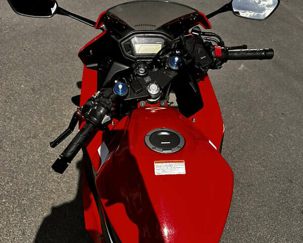 Красный Хонда CBR 400R, объемом двигателя 0 л и пробегом 27 тыс. км за 6200 $, фото 3 на Automoto.ua