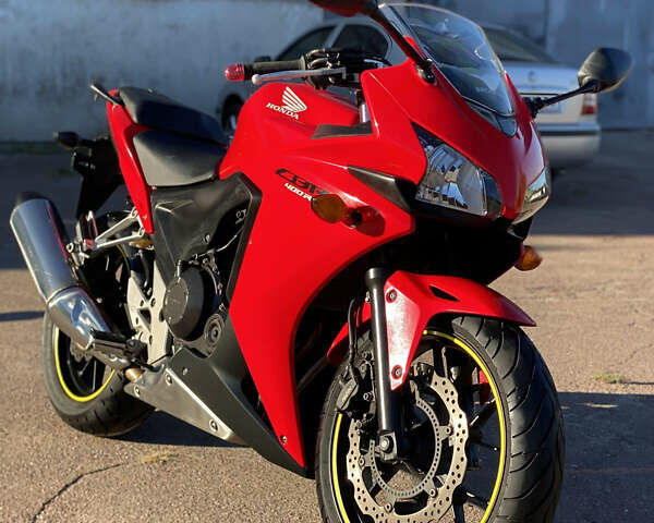 Хонда CBR 400R, объемом двигателя 0 л и пробегом 20 тыс. км за 4100 $, фото 4 на Automoto.ua