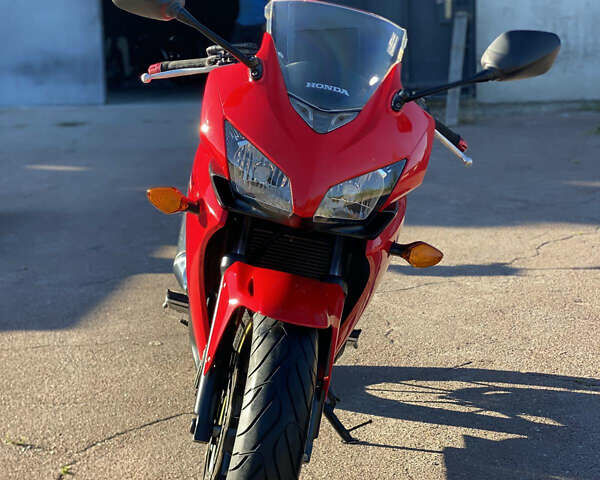 Хонда CBR 400R, объемом двигателя 0 л и пробегом 20 тыс. км за 4100 $, фото 6 на Automoto.ua