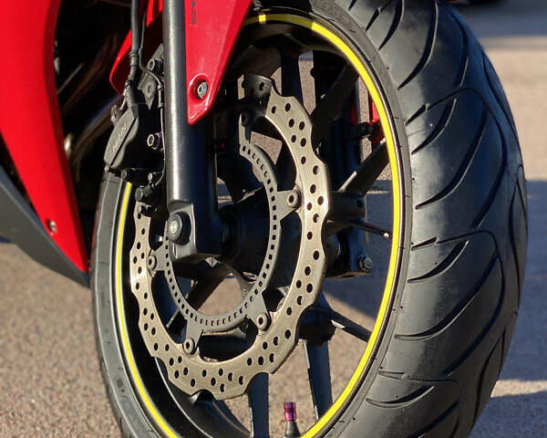 Хонда CBR 400R, объемом двигателя 0 л и пробегом 20 тыс. км за 4100 $, фото 8 на Automoto.ua
