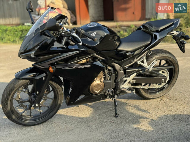 Хонда CBR 400R, объемом двигателя 0 л и пробегом 15 тыс. км за 4900 $, фото 4 на Automoto.ua