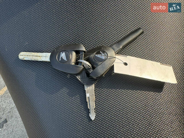 Хонда CBR 400R, объемом двигателя 0 л и пробегом 15 тыс. км за 4900 $, фото 15 на Automoto.ua