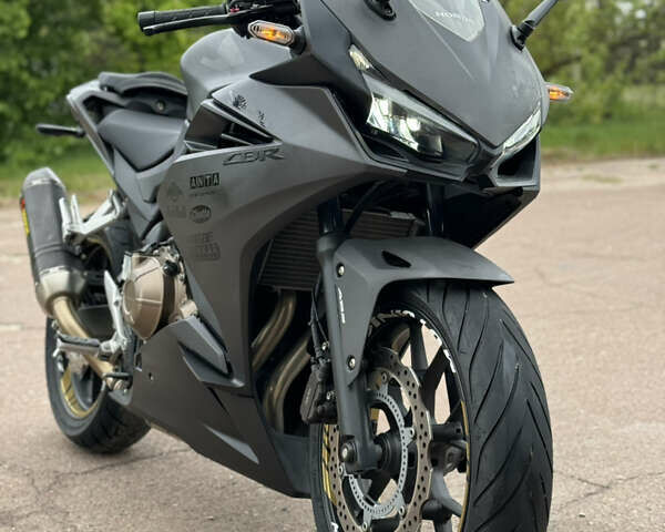 Хонда CBR 400R, об'ємом двигуна 0 л та пробігом 5 тис. км за 5900 $, фото 1 на Automoto.ua