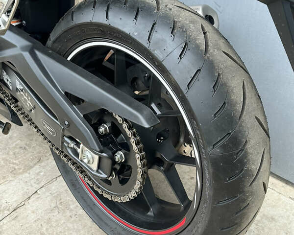 Хонда CBR 400R, объемом двигателя 0.4 л и пробегом 17 тыс. км за 5500 $, фото 11 на Automoto.ua