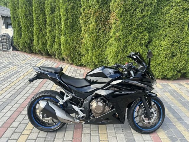 Хонда CBR 400R, объемом двигателя 0.4 л и пробегом 0 тыс. км за 4900 $, фото 1 на Automoto.ua