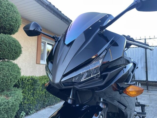 Хонда CBR 400R, объемом двигателя 0.4 л и пробегом 0 тыс. км за 4150 $, фото 5 на Automoto.ua