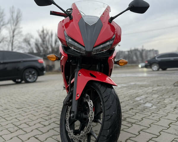 Хонда CBR 400R, объемом двигателя 0 л и пробегом 10 тыс. км за 5100 $, фото 1 на Automoto.ua