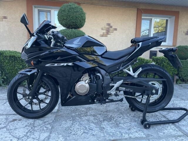 Хонда CBR 400R, объемом двигателя 0.4 л и пробегом 0 тыс. км за 4150 $, фото 2 на Automoto.ua