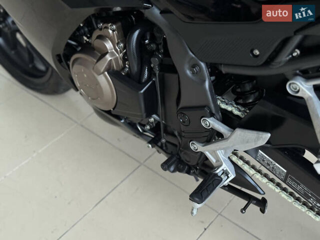 Хонда CBR 400R, об'ємом двигуна 0.4 л та пробігом 16 тис. км за 5500 $, фото 29 на Automoto.ua