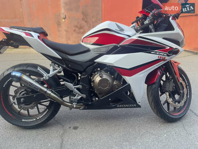 Хонда CBR 400R, объемом двигателя 0.4 л и пробегом 35 тыс. км за 5899 $, фото 3 на Automoto.ua