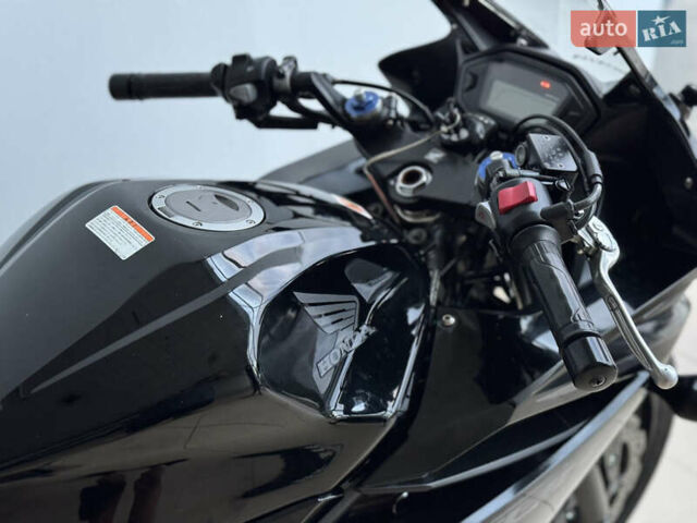 Хонда CBR 400R, об'ємом двигуна 0.4 л та пробігом 16 тис. км за 5500 $, фото 13 на Automoto.ua